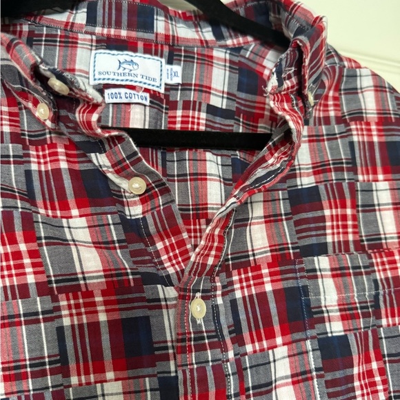 Southern Tide Red and Blue Casual Button Down Shirt - Picture 4 of 7